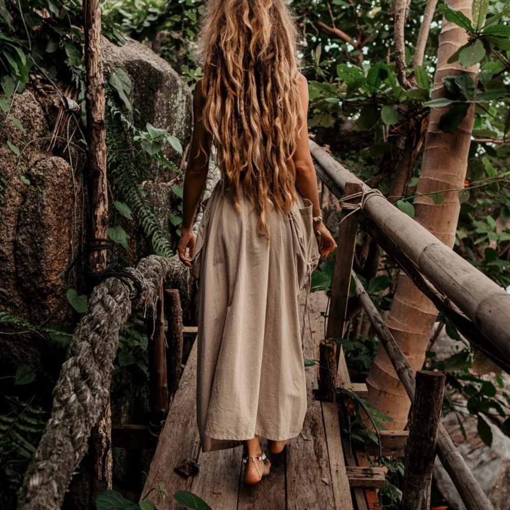 Thaluta Beige Maxi Skirt - Picture 6 of 10